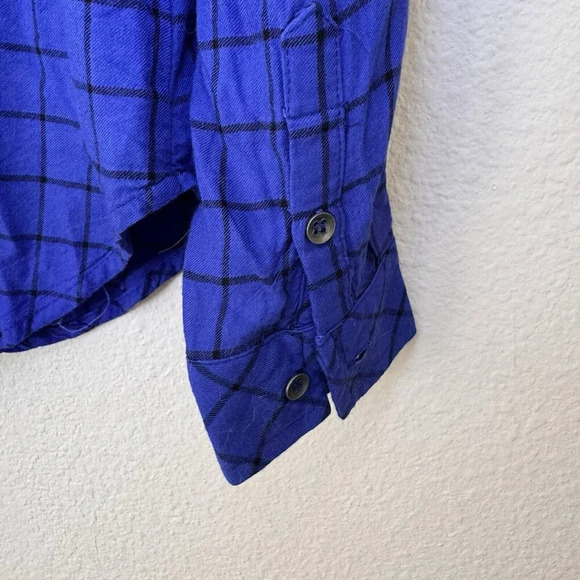 Skies Are Blue Flannel Long Sleeve Button Up Shirt Blue Black Plaid Boho Medium - Picture 8 of 8